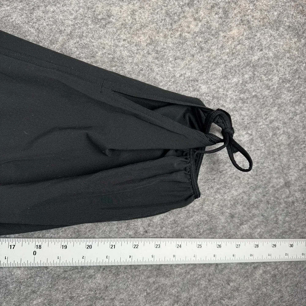 Lululemon Cropped Pants 26